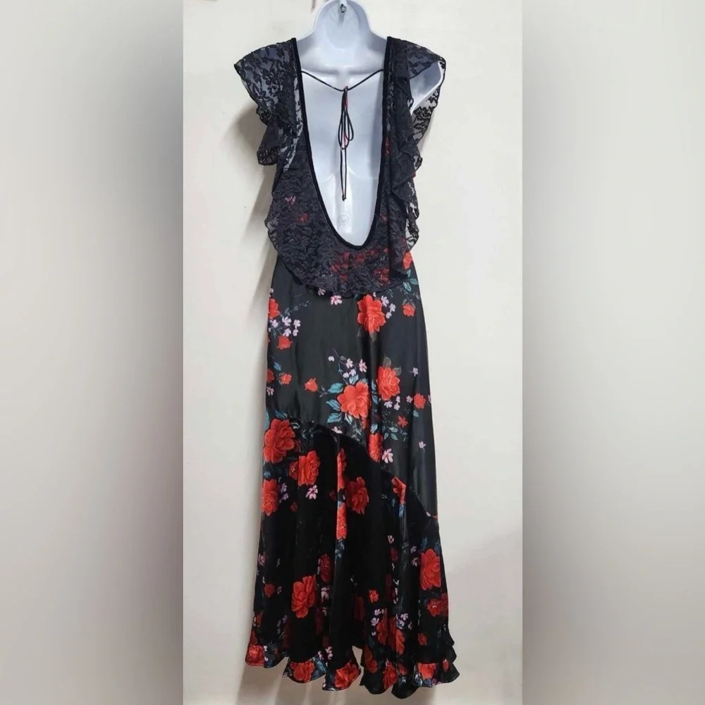 Free People Warm Hearts Midi Dress Black & Red Floral Satin Small NWOT
